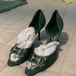 Gucci Green Heeled Shoes with Gold Accents